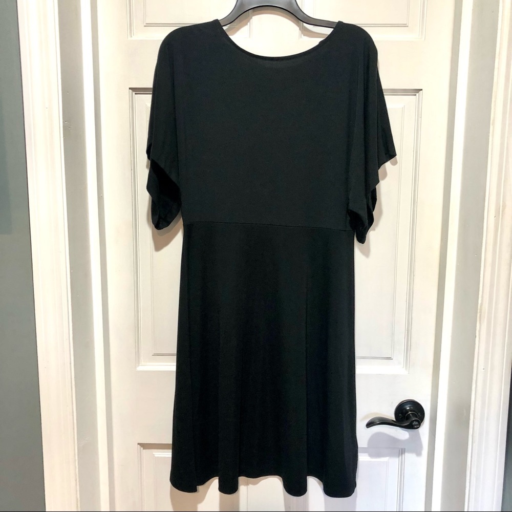 Gap black dress